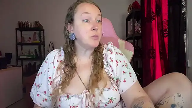 kisicaxx online show from 19, 7, 2026