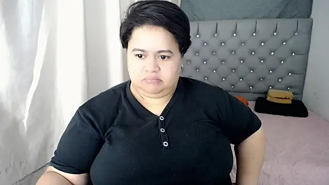 Snapshot of hotlesby4uxxx chatting on 17, 12, 2024 hotlesby4uxxx online show from 17, 12, 2024