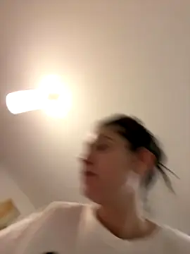 Snapshot of IrisBlues chatting on 4, 11, 2025 IrisBlues online show from 4, 11, 2025