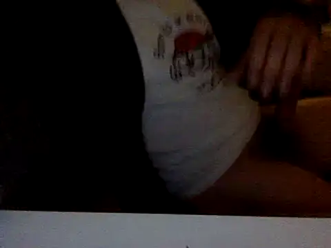 Snapshot of BADGUY2021 chatting on 6, 1, 2025 BADGUY2021 online show from 6, 1, 2025