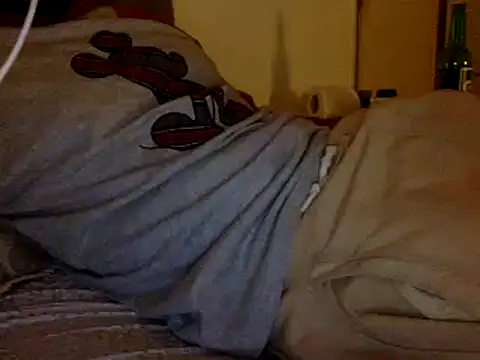 Snapshot of BADGUY2021 chatting on 12, 2, 2025 BADGUY2021 online show from 12, 2, 2025