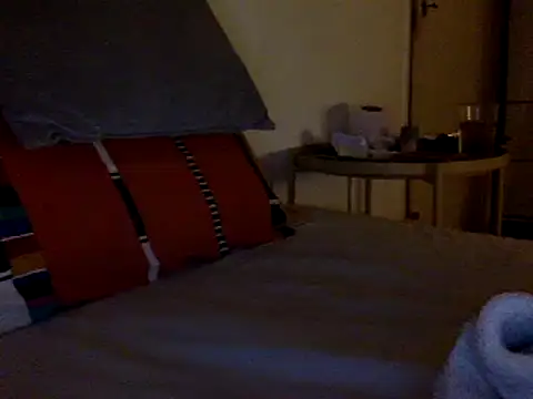 Snapshot of BADGUY2021 chatting on 15, 3, 2025 BADGUY2021 online show from 15, 3, 2025