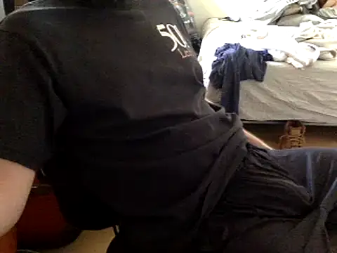 Snapshot of BADGUY2021 chatting on 15, 3, 2025 BADGUY2021 online show from 15, 3, 2025