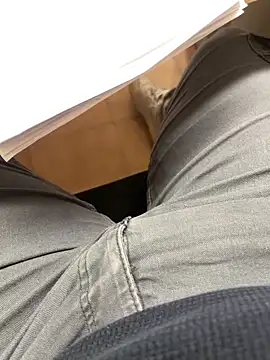 Snapshot of Simoking89 chatting on 4, 3, 2025 Simoking89 online show from 4, 3, 2025