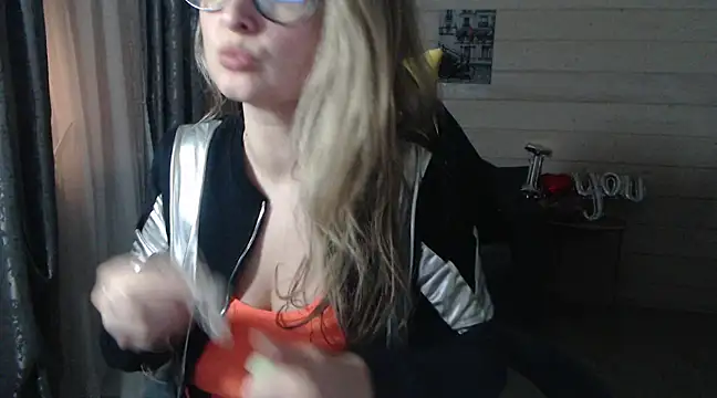 RubiLakros online show from 28, 2, 2025