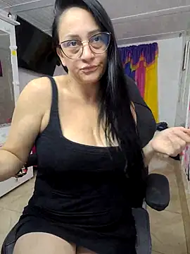 Snapshot of Ameliarizo chatting on 15, 4, 2026 Ameliarizo online show from 15, 4, 2026