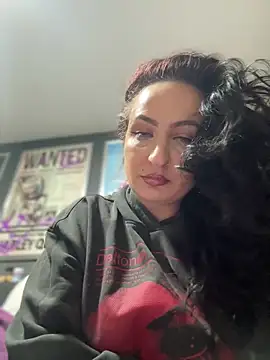 itsCassie online show from 28, 1, 2025