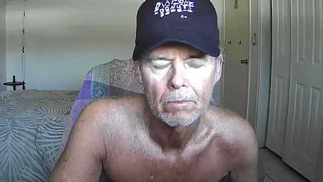 Snapshot of nakeedcowboi65 chatting on 18, 2, 2026 nakeedcowboi65 online show from 18, 2, 2026