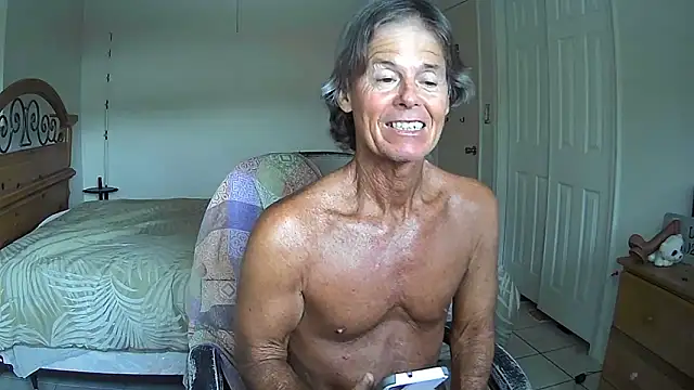 Snapshot of nakeedcowboi65 chatting on 7, 6, 2026 nakeedcowboi65 online show from 7, 6, 2026