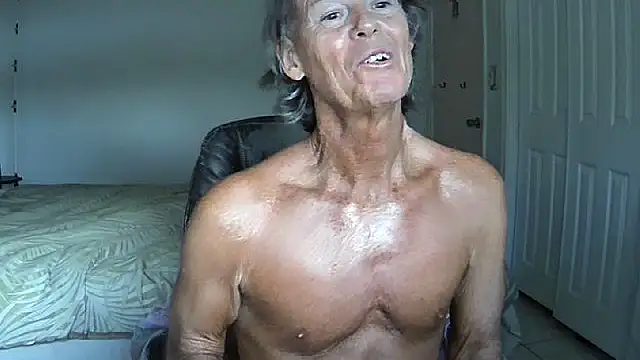 Snapshot of nakeedcowboi65 chatting on 5, 7, 2026 nakeedcowboi65 online show from 5, 7, 2026