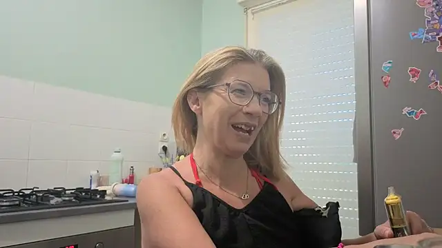 Snapshot of jennylovence chatting on 19, 6, 2026 jennylovence online show from 19, 6, 2026