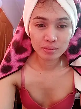 QueenSoreal online show from 23, 2, 2025