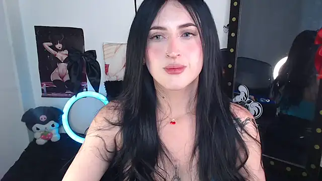 Snapshot of Evelyn_Sheeran chatting on 15, 6, 2026 Evelyn Sheeran online show from 15, 6, 2026