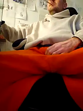 verylargecock online show from 6, 2, 2026