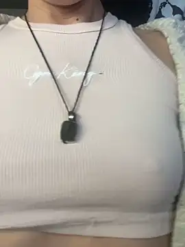 Snapshot of Heidi_Harper chatting on 27, 10, 2025 Heidi Harper online show from 27, 10, 2025