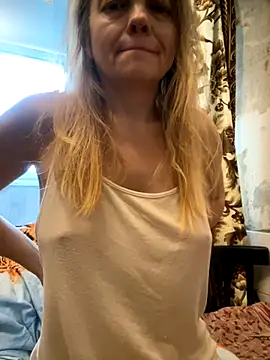 Snapshot of Susanel chatting on 25, 10, 2025 Susanel online show from 25, 10, 2025