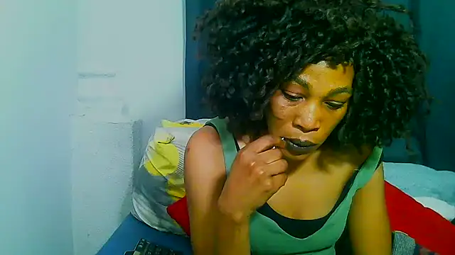 Snapshot of freaky_naughty chatting on 23, 10, 2025 freaky naughty online show from 23, 10, 2025