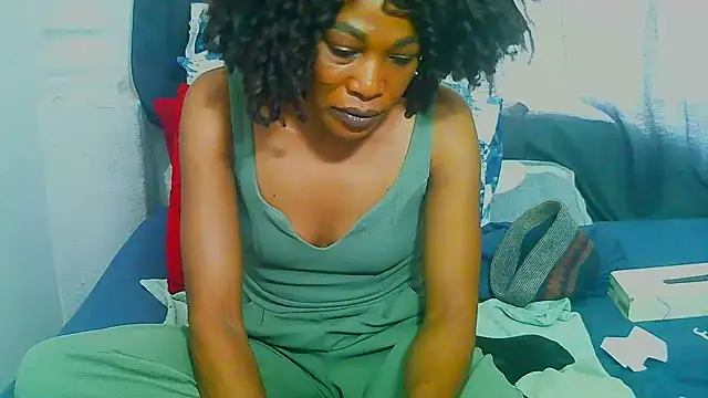 Snapshot of freaky_naughty chatting on 8, 11, 2025 freaky naughty online show from 8, 11, 2025