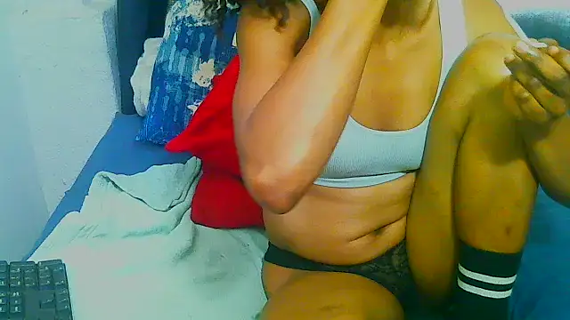 Snapshot of freaky_naughty chatting on 12, 11, 2025 freaky naughty online show from 12, 11, 2025