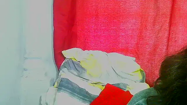 Snapshot of freaky_naughty chatting on 2, 12, 2025 freaky naughty online show from 2, 12, 2025