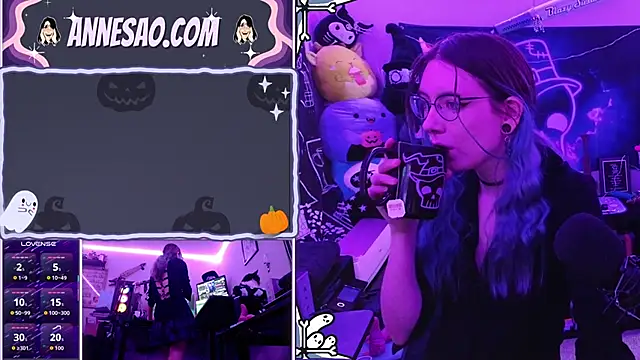 Snapshot of AnneSao chatting on 9, 10, 2025 AnneSao online show from 9, 10, 2025