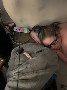 cumgitsumdic online show from 7, 4, 2026