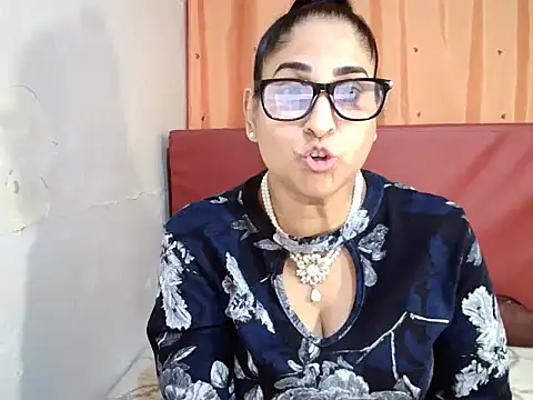 Snapshot of Indiankushy chatting on 16, 9, 2025 Indiankushy online show from 16, 9, 2025