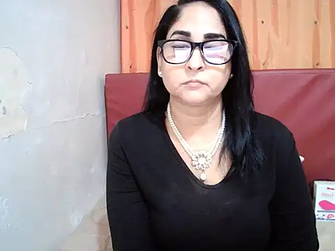Snapshot of Indiankushy chatting on 17, 11, 2025 Indiankushy online show from 17, 11, 2025
