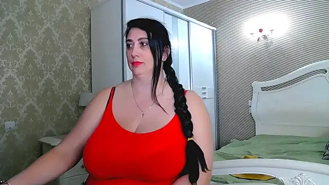 Evelyn Shy online show from 16, 1, 2025