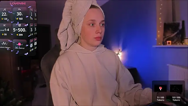 Snapshot of Rachel_Ro chatting on 10, 12, 2024 Rachel Ro online show from 10, 12, 2024