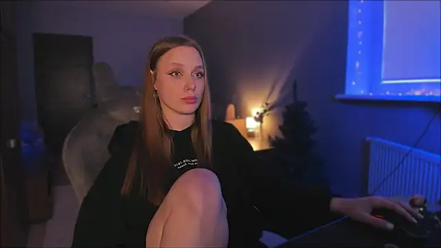 Snapshot of Rachel_Ro chatting on 15, 12, 2024 Rachel Ro online show from 15, 12, 2024