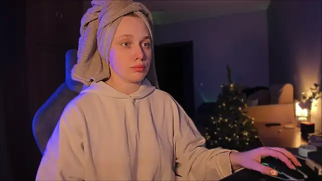 Snapshot of Rachel_Ro chatting on 26, 12, 2024 Rachel Ro online show from 26, 12, 2024