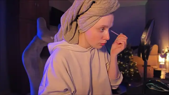 Snapshot of Rachel_Ro chatting on 28, 12, 2024 Rachel Ro online show from 28, 12, 2024