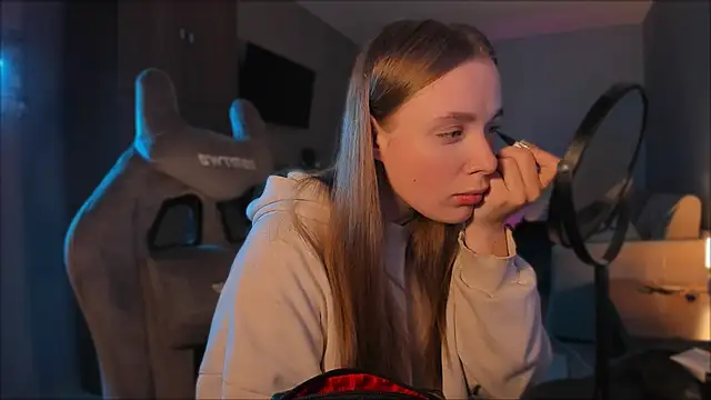 Snapshot of Rachel_Ro chatting on 8, 1, 2025 Rachel Ro online show from 8, 1, 2025