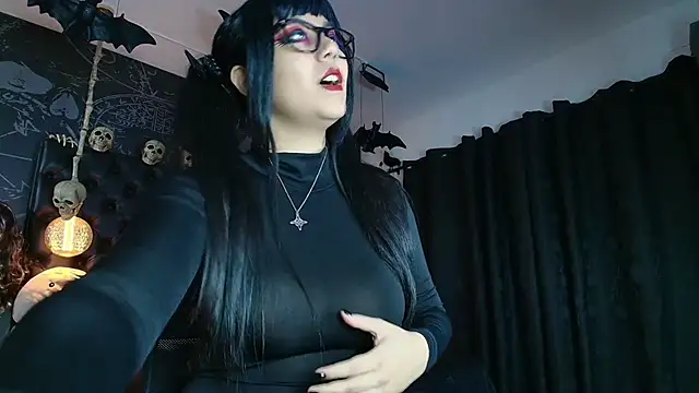 AlexHoe  online show from 12, 3, 2026