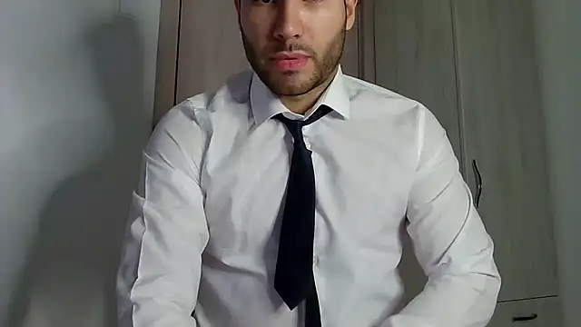 Justynn1 online show from 2, 12, 2024