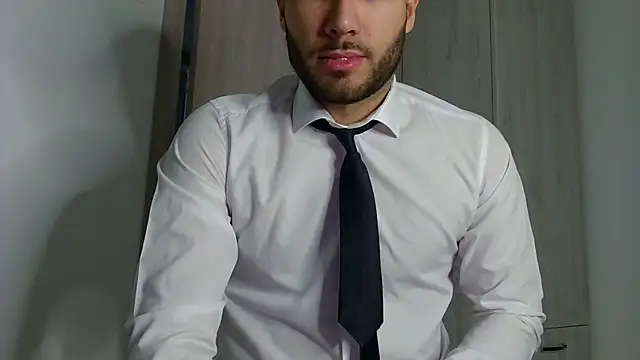 Justynn1 online show from 18, 2, 2025