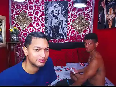 Snapshot of PEINBOYS chatting on 5, 8, 2026 PEINBOYS online show from 5, 8, 2026
