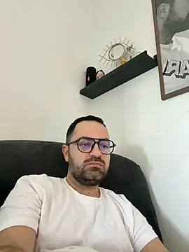 MathiasTaylor online show from 25, 4, 2026