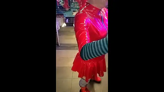 Snapshot of fetishboyzz chatting on 3, 11, 2025 fetishboyzz online show from 3, 11, 2025