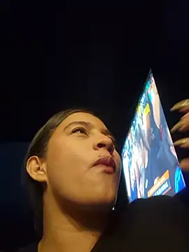 Snapshot of DAELAA chatting on 11, 2, 2025 DAELAA online show from 11, 2, 2025