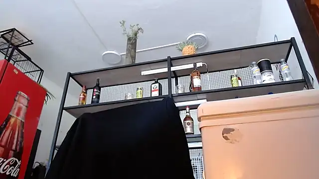 Snapshot of DAELAA chatting on 21, 9, 2025 DAELAA online show from 21, 9, 2025