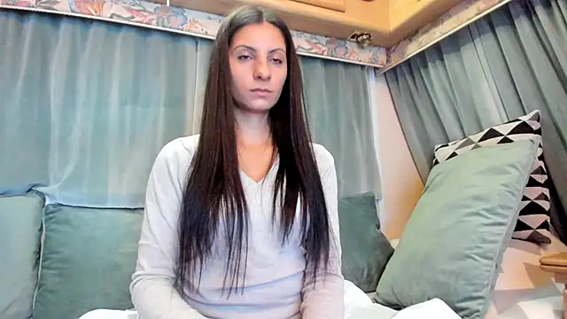 Snapshot of Dirty-Bya chatting on 28, 9, 2025 Dirty-Bya online show from 28, 9, 2025