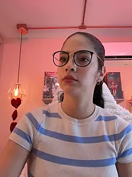 Snapshot of Zoe_Bae chatting on 17, 2, 2025 Zoe Bae online show from 17, 2, 2025