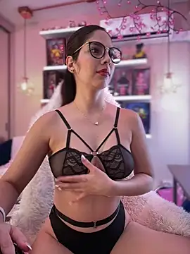 Zoe Bae online show from 22, 5, 2026