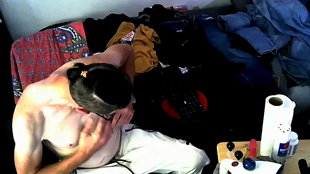 Snapshot of jjdirty6996 chatting on 16, 6, 2026 jjdirty6996 online show from 16, 6, 2026