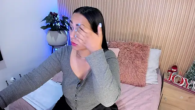 AMELIE xx online show from 2, 12, 2024