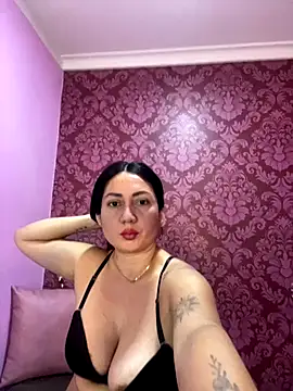 juliana diaz online show from 23, 11, 2025