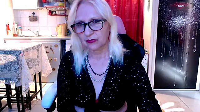 Snapshot of Ala-N-Dala chatting on 5, 5, 2026 Ala-N-Dala online show from 5, 5, 2026