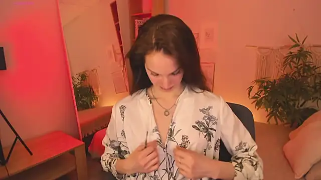 MirandaGlow online show from 10, 3, 2026